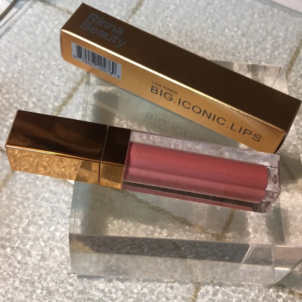 NWT “Rinna Beauty”Plumping Lip Gloss - Picture 1 of 5